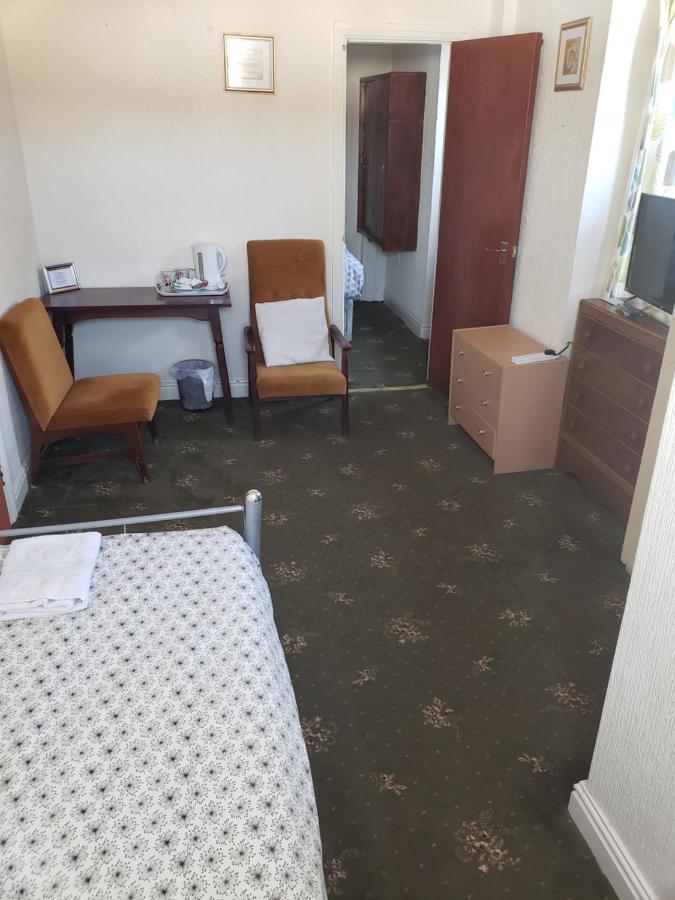 Fernlea Hotel Μπλάκπουλ Εξωτερικό φωτογραφία